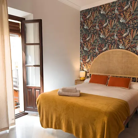 Monkeys Maestranza Apartment